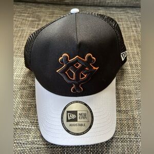Yomiuri Giants New Era Trucker Alternate snapback cap